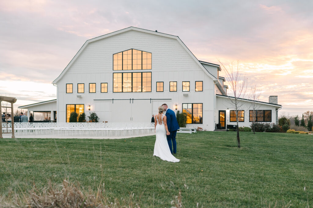 Barn Wedding Venue Kansas City 